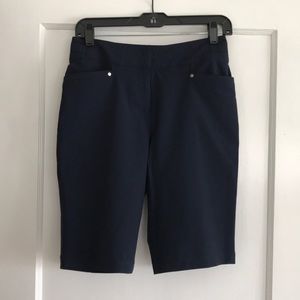 Tail navy blue golf shorts, new with tags